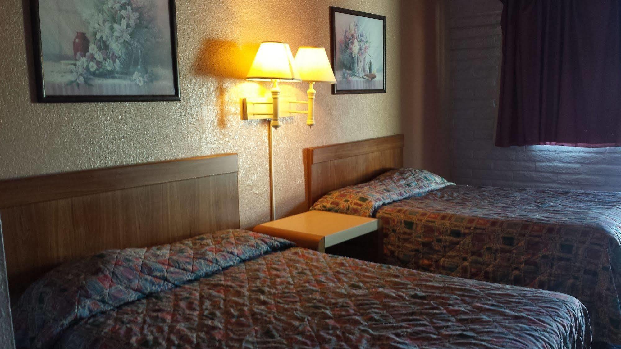 Silverbell Inn ทูซอน ภายนอก รูปภาพ